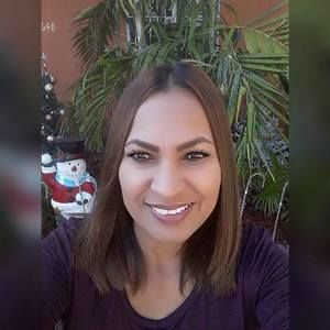 Meet your Posher, Adriana